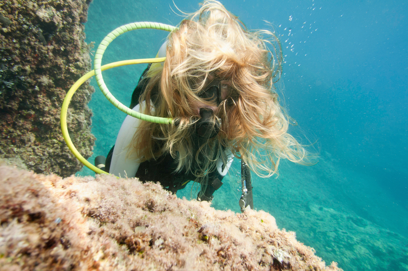 How to Keep Hair Out of Face While Scuba Diving?